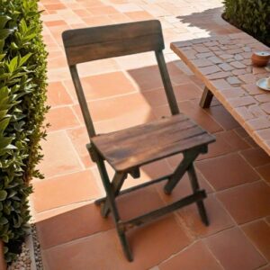 Fenomenal Silla Plegable en Madera Pino Marrón – Práctica y Elegante 2.0